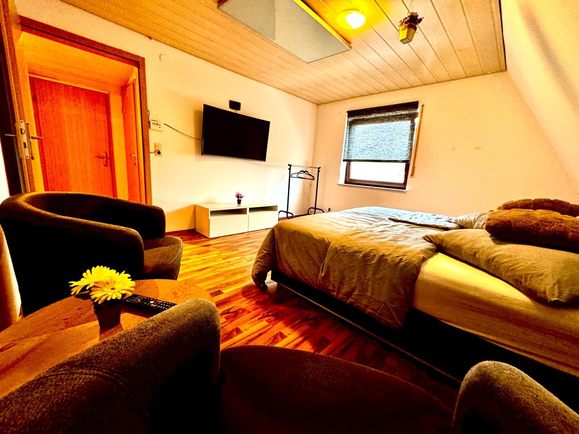 Dreamhouse Apartments Kunzelsau Phòng bức ảnh